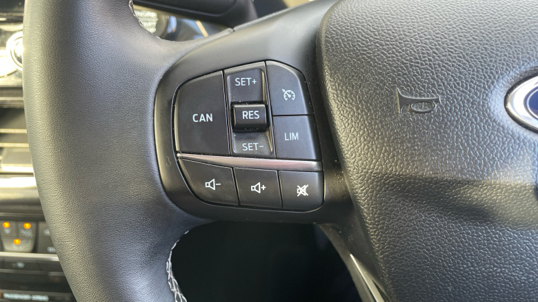 Ford Puma 1.0 EcoBoost Hybrid mHEV Titanium 5dr DCT Petrol Hatchback